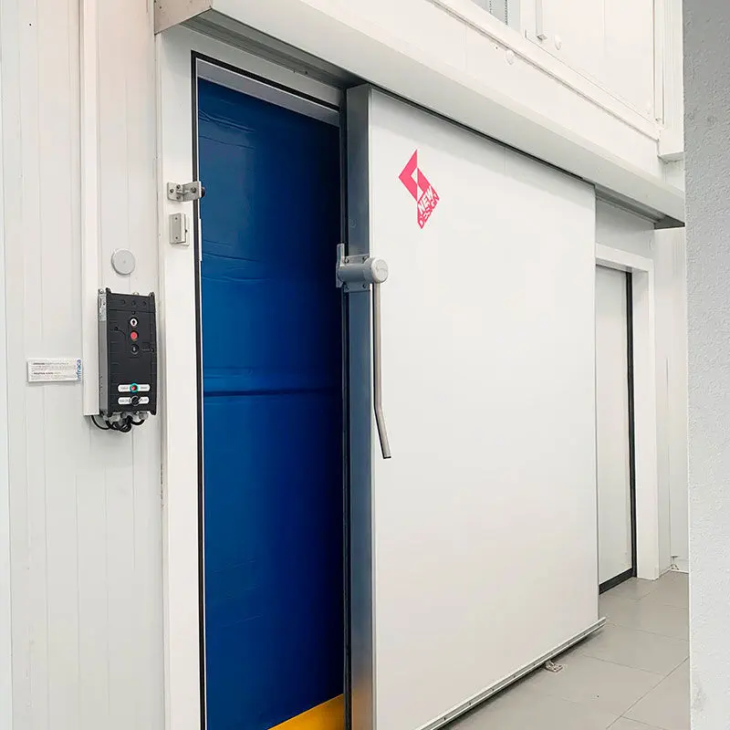 cold room door pic8